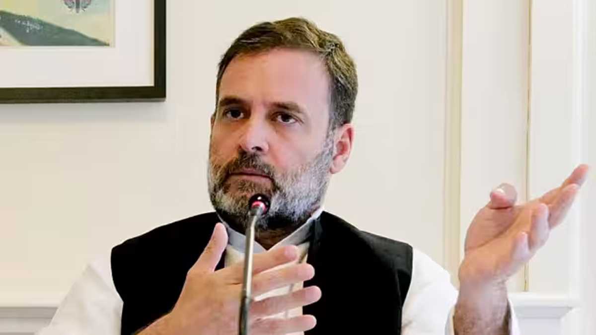 रेल दुर्घटनाओं के लिए कांग्रेस ने अंग्रेजों को जिम्मेदार नहीं ठहराया : राहुल गांधी